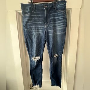 AEO Ne(XT) Level Stressed Destressed Jeans ( Size 18 Regular)